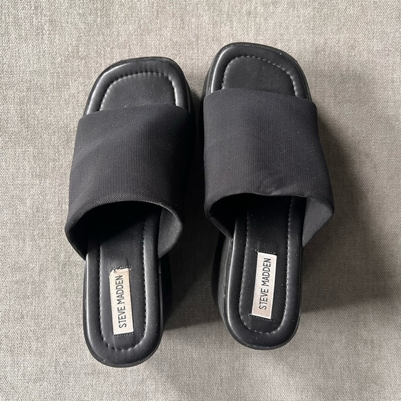 Steve Madden Slink Platform Sandals Black 10 - Picture 2 of 5